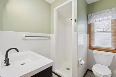 2047 32nd Street, Rock Island, IL 61201 - Photo 19