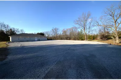 16275 N Illinois 37 Highway, Mt Vernon, IL 62864 - Photo 3