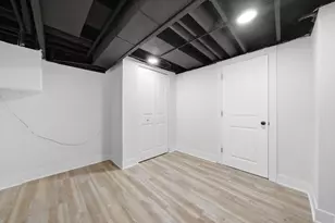 114 W 126th Pl, Chicago, IL 60628 - Photo 29