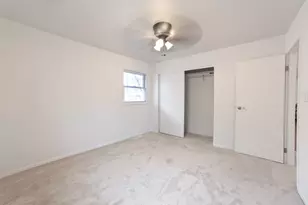 1105 Somerset Mall, McHenry, IL 60050 - Photo 13