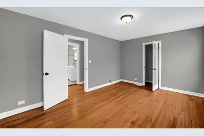 8011 S Dante Avenue, Chicago, IL 60619 - Photo 9