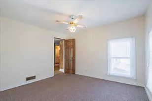 321 E 2nd St, El Paso, IL 61738 - Photo 21