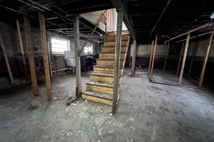 8239 S Kenwood Ave, Chicago, IL 60619 - Photo 17