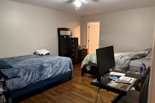 8928 N Steven Dr, Des Plaines, IL 60016 - Photo 3