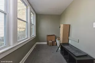 1060 N Spaulding Ave, Chicago, IL 60651 - Photo 9