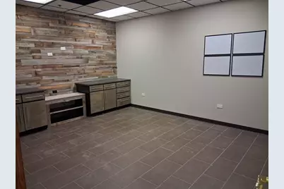 850 W Bartlett Road, Bartlett, IL 60103 - Photo 17