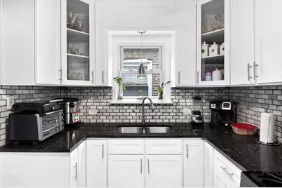 3320 W 60th Place, Chicago, IL 60629 - Photo 11