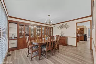 970 Colonial Ct, Lake Zurich, IL 60047 - Photo 17