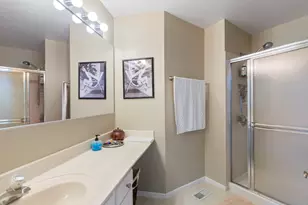 6 Hastings Ln, Lincolnshire, IL 60069 - Photo 13