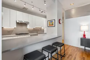 330 S Michigan Ave, Chicago, IL 60604 - Photo 17