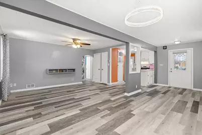 1002 N Oakley Avenue, Streator, IL 61364 - Photo 9