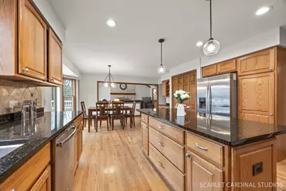 1028 Whitewater Lane, Naperville, IL 60540 - Photo 5