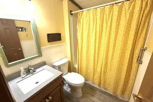 2235 Chesapeake Ln, Centralia, IL 62801 - Photo 11