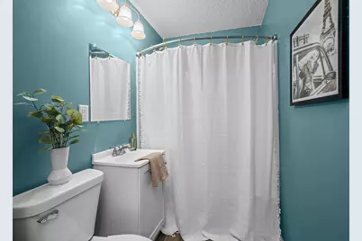 2027 N Michigan Avenue, Davenport, IA 52804 - Photo 15