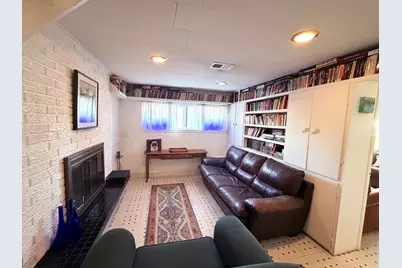 2900 W 100th Place, Evergreen Park, IL 60805 - Photo 9