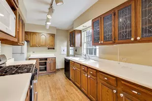 701 Elmore St, Park Ridge, IL 60068 - Photo 11