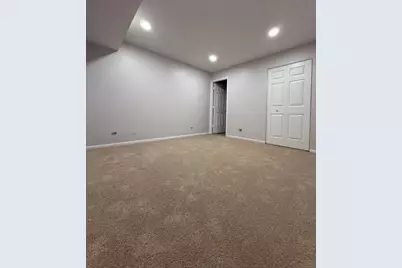 726 N Gary Avenue #108, Carol Stream, IL 60188 - Photo 5