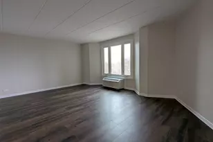 1 Renaissance Pl, Palatine, IL 60067 - Photo 7