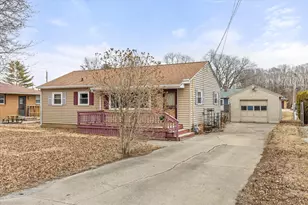 1603 N Sterling St, Streator, IL 61364 - Photo 1
