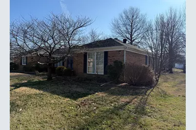 707 E Boulevard Street, Marion, IL 62959 - Photo 3