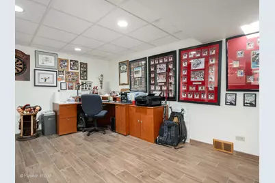 130 W End Road, Roselle, IL 60172 - Photo 19