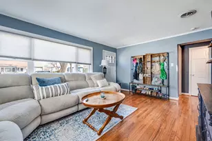 306 N Schubert St, Palatine, IL 60067 - Photo 5