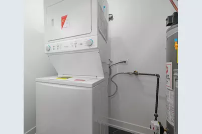 1916 N Ridgeway Avenue, Chicago, IL 60647 - Photo 11