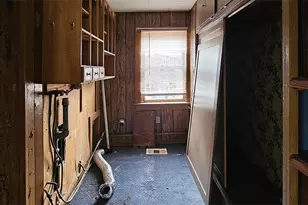 212 W 6th St, Dixon, IL 61021 - Photo 5