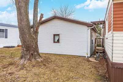 7 Oak Valley Road, Bloomington, IL 61704 - Photo 25