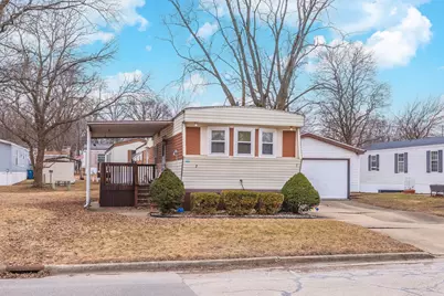 7 Oak Valley Road, Bloomington, IL 61704 - Photo 27