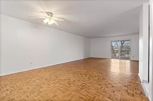 930 Beau Dr, Des Plaines, IL 60016 - Photo 3