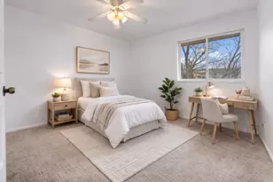 930 Beau Dr, Des Plaines, IL 60016 - Photo 13