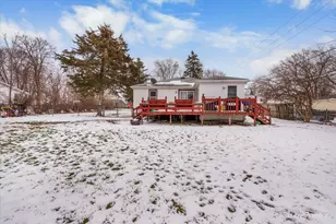1103 Cherry St, Lake in the Hills, IL 60156 - Photo 11