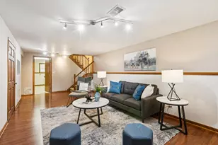 10 S Deerpath Dr, Vernon Hills, IL 60061 - Photo 29