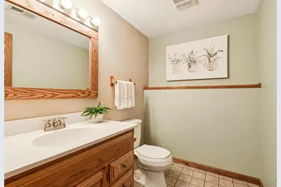 10 S Deerpath Drive, Vernon Hills, IL 60061 - Photo 33