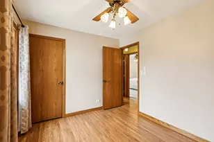 10 S Deerpath Dr, Vernon Hills, IL 60061 - Photo 19