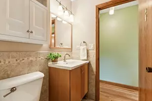 10 S Deerpath Dr, Vernon Hills, IL 60061 - Photo 17