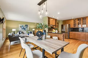 10 S Deerpath Dr, Vernon Hills, IL 60061 - Photo 9