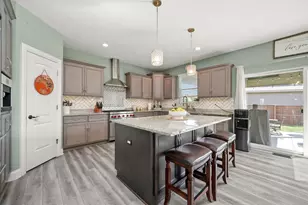 405 Locust Ln, Peotone, IL 60468 - Photo 11