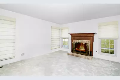 230 Benton Lane, Bloomingdale, IL 60108 - Photo 9