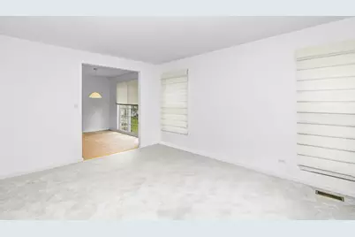 230 Benton Lane, Bloomingdale, IL 60108 - Photo 11