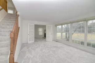 230 Benton Ln, Bloomingdale, IL 60108 - Photo 5