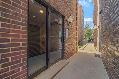 815 Pearson Street #10, Des Plaines, IL 60016 - Photo 3