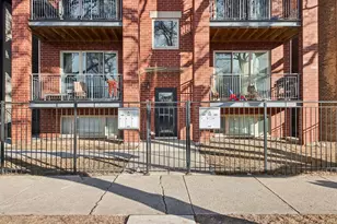 3708 W Cornelia Ave, Chicago, IL 60618 - Photo 3