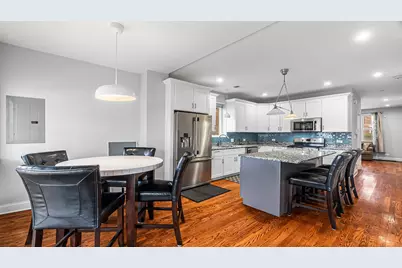 2315 Harvey Avenue, Berwyn, IL 60402 - Photo 5