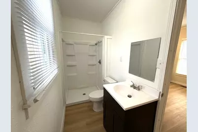 518 E Noleman Street, Centralia, IL 62801 - Photo 5