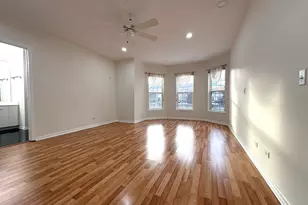 362 Town Pl Cir, Buffalo Grove, IL 60089 - Photo 9