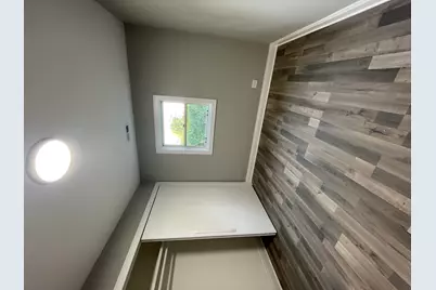 5547 S Peck Avenue, Countryside, IL 60525 - Photo 15