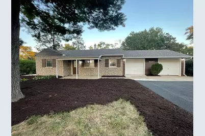 5547 S Peck Avenue, Countryside, IL 60525 - Photo 1