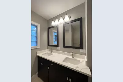 5547 S Peck Avenue, Countryside, IL 60525 - Photo 17